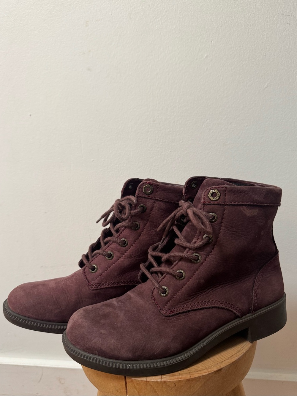 KODIAK original burgundy nubuck waterproof ankle boot size 5